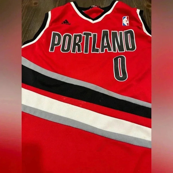 Damian Lillard Portland  Trailblazers NBA Basketball Jersey - Youth Medium - Picture 6 of 9